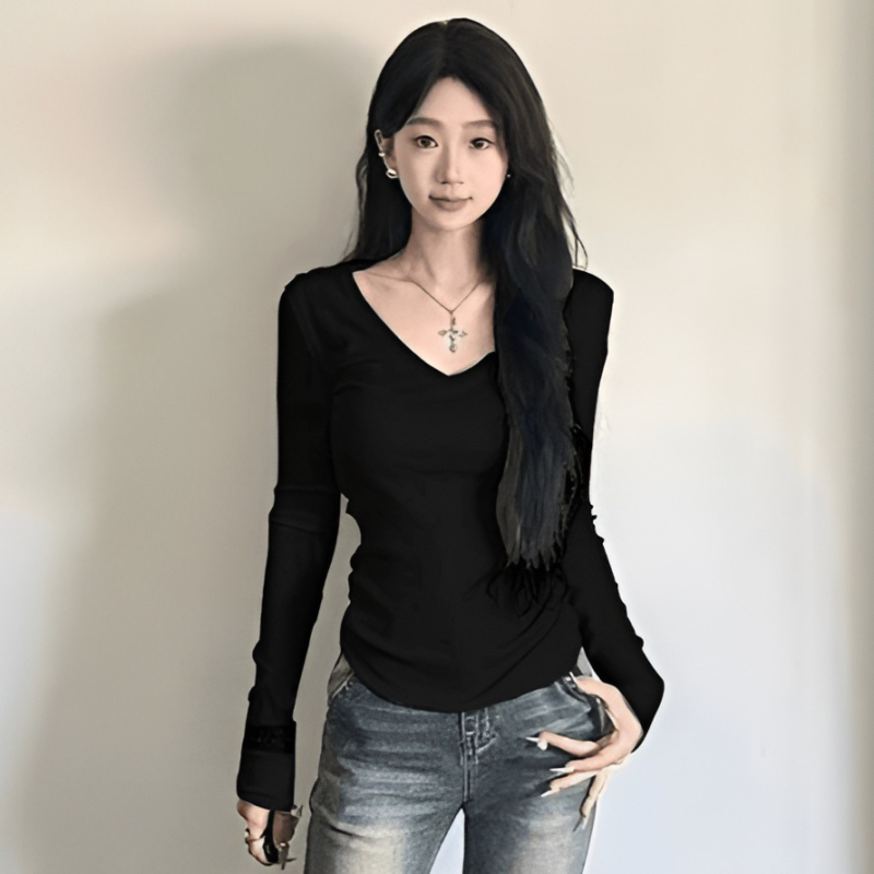 Ženski T-shirt s V-izrezom i kratkim rukavima, slim fit, ljetni top, elegantan i svestran