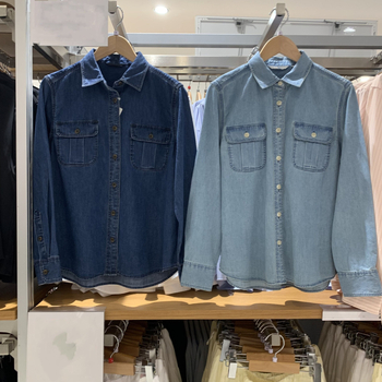 Γυναικείο denim πουκάμισο με patchwork, μακριά μανίκια, φαρδιά γραμμή