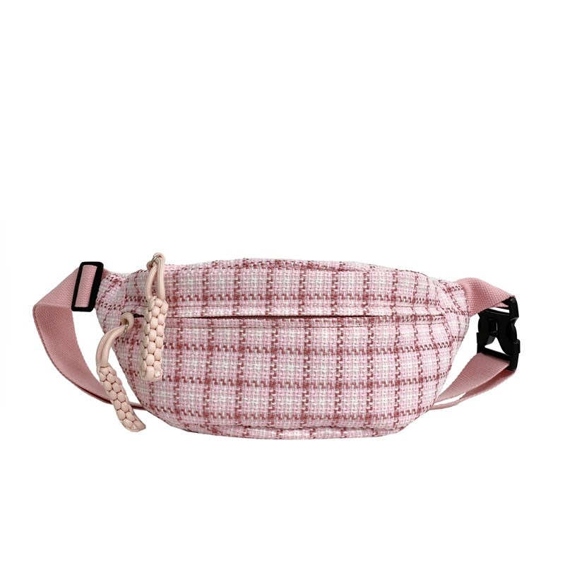 Ženska lagana minimalistička crossbody torbica, pogodna za svakodnevno nošenje