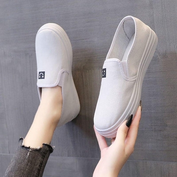 Ženske bijele platnene Slip-On tenisice – udobne, protuklizne, za svakodnevnu upotrebu