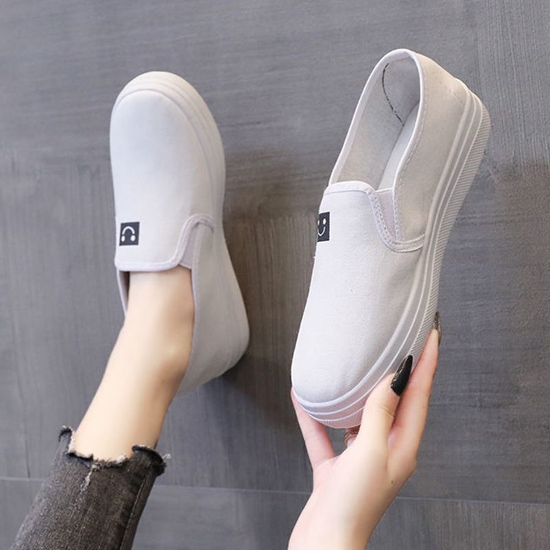 Ženske bijele platnene Slip-On tenisice – udobne, protuklizne, za svakodnevnu upotrebu