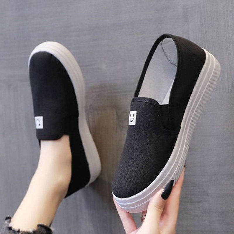 Ženske bijele platnene Slip-On tenisice – udobne, protuklizne, za svakodnevnu upotrebu