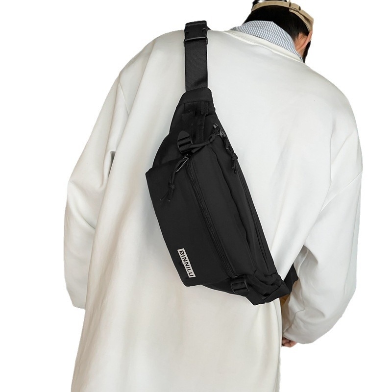 Muška crossbody torba u japanskom utilitarističkom stilu, kompaktna Harajuku inspirirana torba