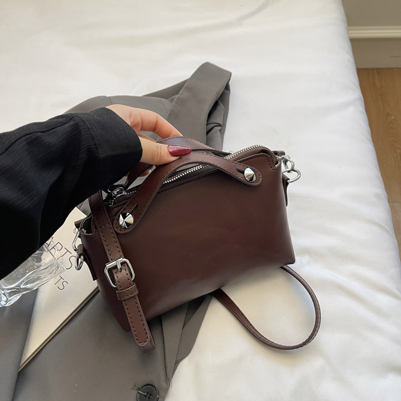 Ženska torba u korejskom stilu, lagana i ležerna, crossbody torba s velikim kapacitetom, 2025 jesen-zima