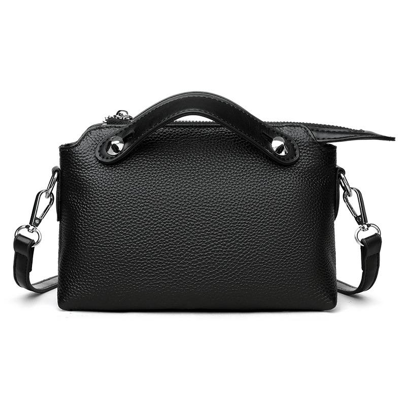 Ženska Boston torba od prave kože s remenom — crossbody torba u obliku jastuka, stil 2026