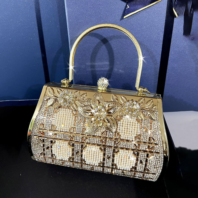 Torba Gilt Diamond s dijamantima, večernja torba s dijamantima, luksuzna torbica inspirirana cheongsam stilom, idealna uz nevjenu haljinu s zmajem i feniksom