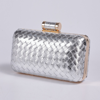 Ženska ručno izrađena kožna tkana torba s kariranim uzorkom za večernje prigode — clutch, torba preko ramena i crossbody