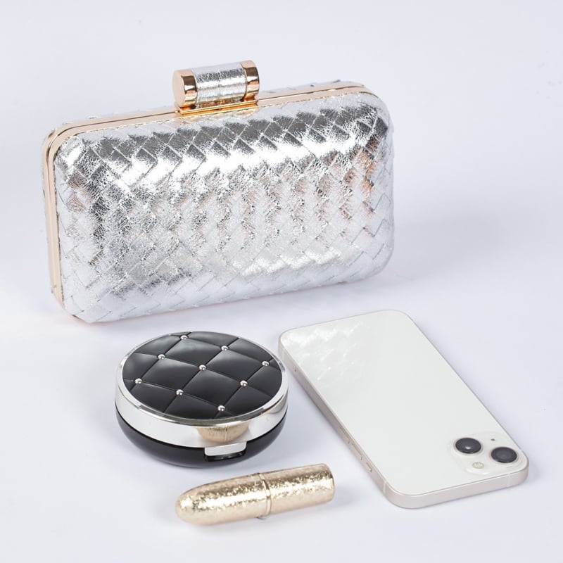 Ženska ručno izrađena kožna tkana torba s kariranim uzorkom za večernje prigode — clutch, torba preko ramena i crossbody