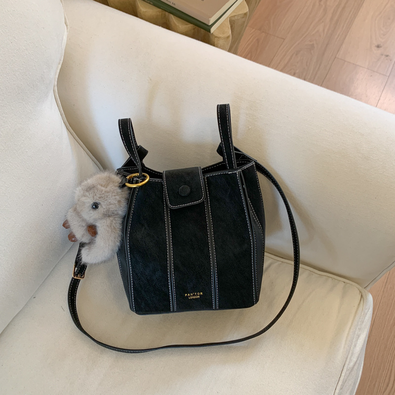 PU kožna bucket torba za jesen-zimu 2025, retro stil, za ramena ili crossbody, srednje veličine, džep za mobitel