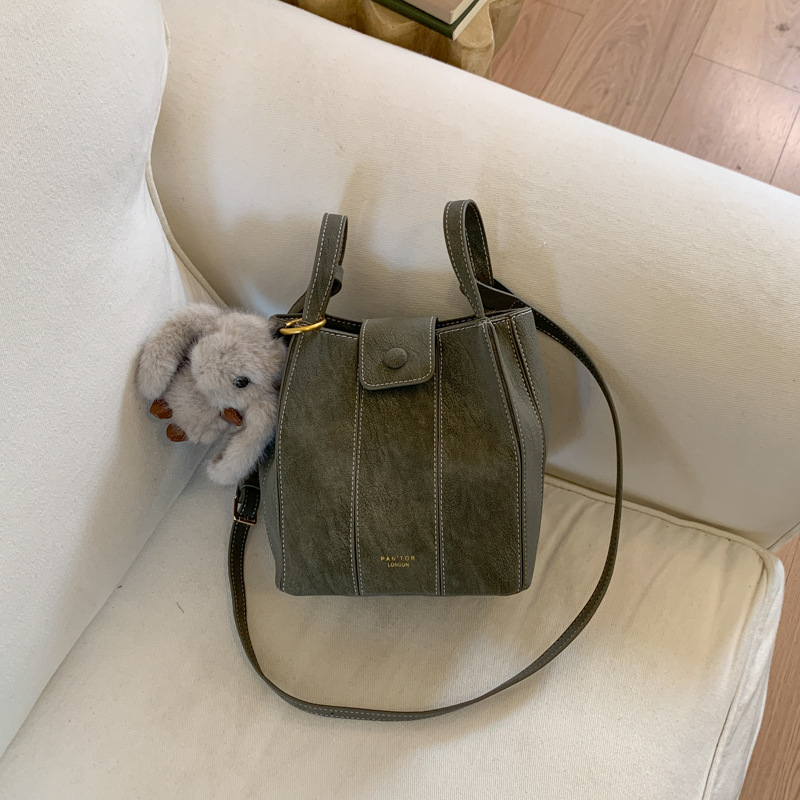 PU kožna bucket torba za jesen-zimu 2025, retro stil, za ramena ili crossbody, srednje veličine, džep za mobitel