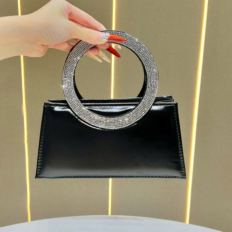 Nova vrhunska večernja torbica za rame sa kristalima – elegantna i sofisticirana torba za svečane prigode