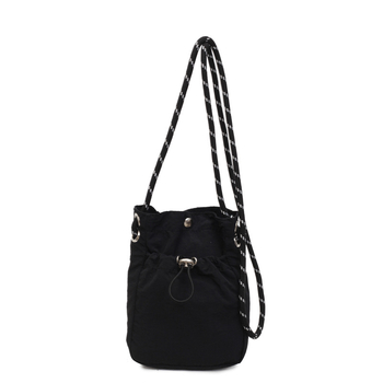Platnena bucket torbica, mala veličina, s jednim remenom za crossbody, minimalističkog dizajna, jednobojna, pretinac za telefon, svakodnevna upotreba