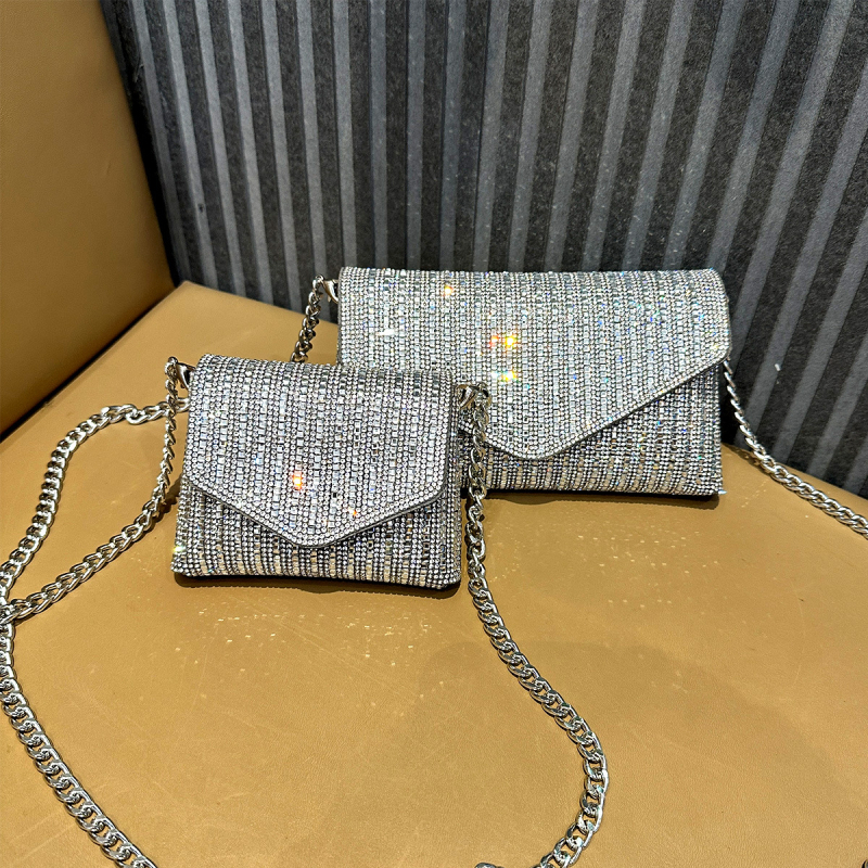 Rhinestone lánc mini négyzet alakú táska, vállon átvethető, boríték-stílus, PVC