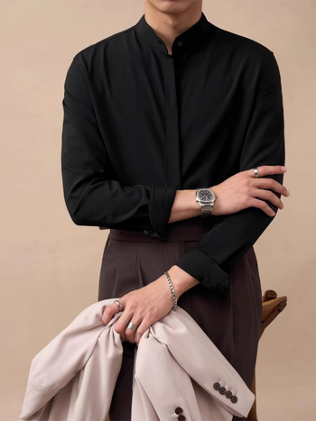 Muška košulja s frančkim stojećim ovratnikom i skrivenim gumbima, bez peglanja, slim fit, dugi rukav, hladna šifonska poliester tkanina, casual radni stil