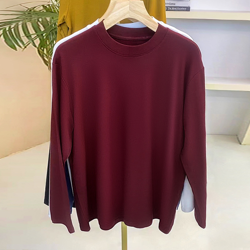 2025 Muško žebrovas T‑shirt s dugim rukavima i srednjim izrezom – slim fit, casual