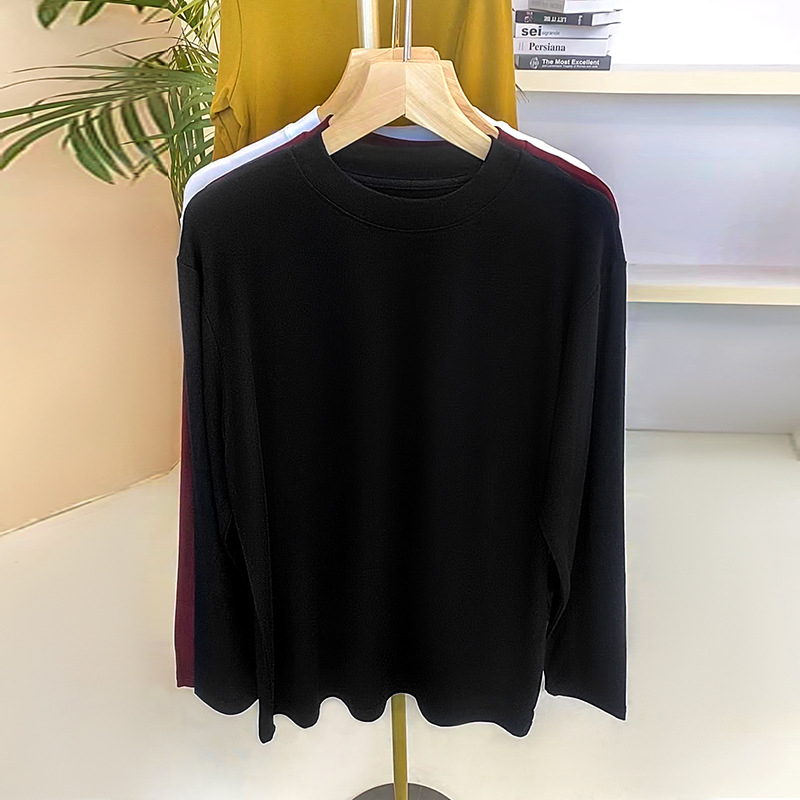 2025 Muško žebrovas T‑shirt s dugim rukavima i srednjim izrezom – slim fit, casual