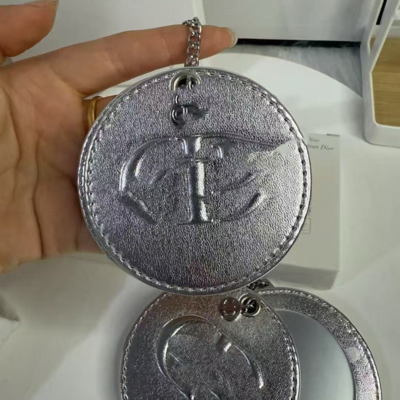 Bőr dizájnú hordozható sminktükör, kompakt, kör alakú, zsebbe illő, táskára akasztható