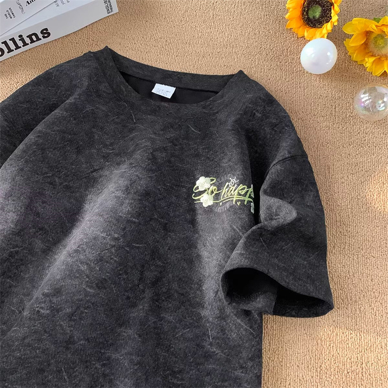 Ukrašeni T-shirt s kratkim rukavima od Ice-Silk za muškarce, ljeto 2025, ležeran američki kroj