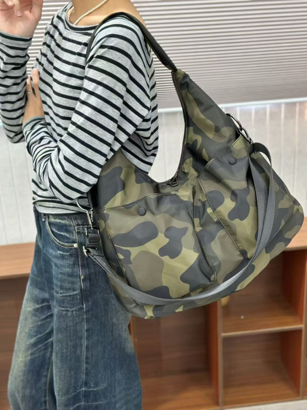 Nylon torba za rame velike kapacitete, s više džepova, ženski casual stil korejskog dizajna