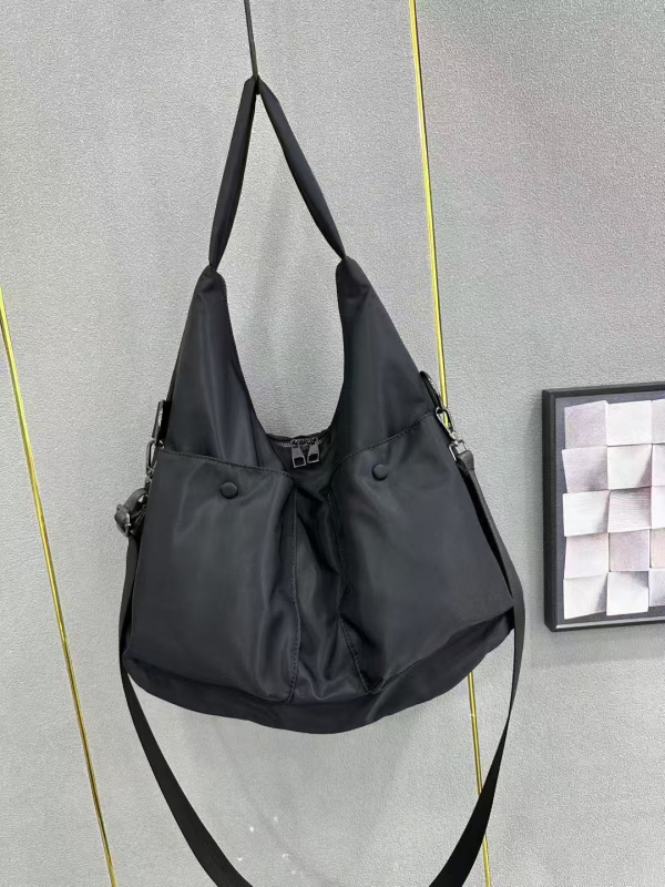 Nylon torba za rame velike kapacitete, s više džepova, ženski casual stil korejskog dizajna