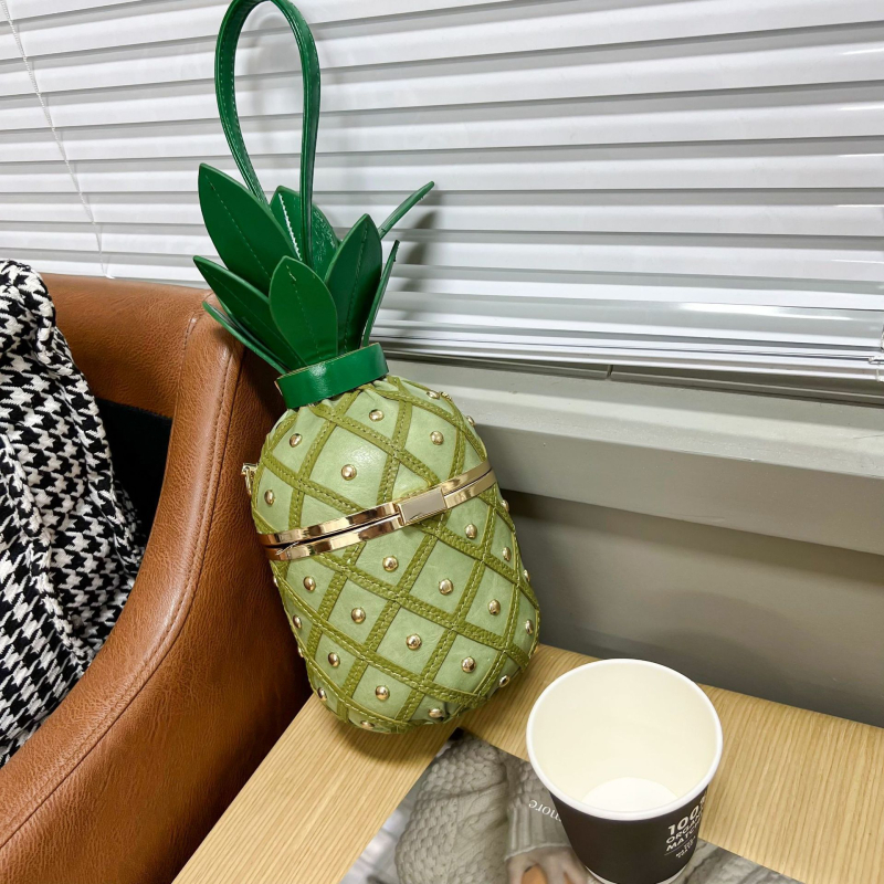 Nova stil ananas oblikovana torba, svjež i umjetnički stil za mlade djevojke, torba preko ramena s rivetima i lancem, cilindričkog oblika