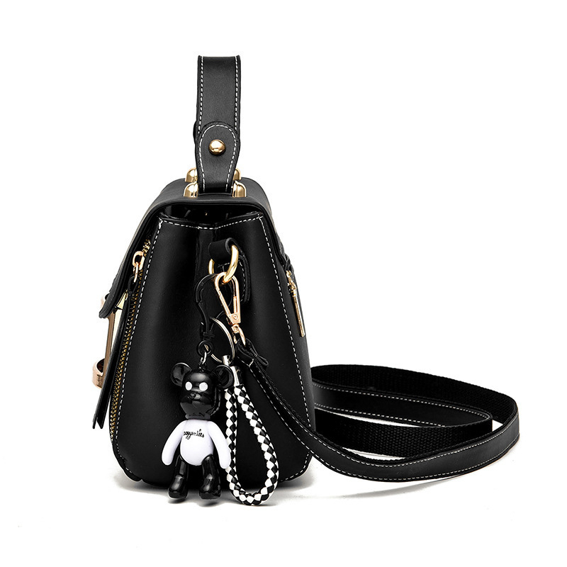Ženska PU mala kvadratna crossbody torba — gradski stil, jesen-zima 2025, velik kapacitet, unutarnje pretince