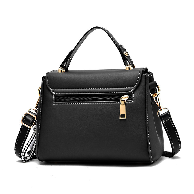 Ženska PU mala kvadratna crossbody torba — gradski stil, jesen-zima 2025, velik kapacitet, unutarnje pretince