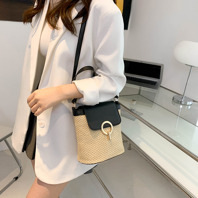 Ženska slamnata pletena torba, moderni model 2023., casual, minimalistička i svestrana, za rame i crossbody