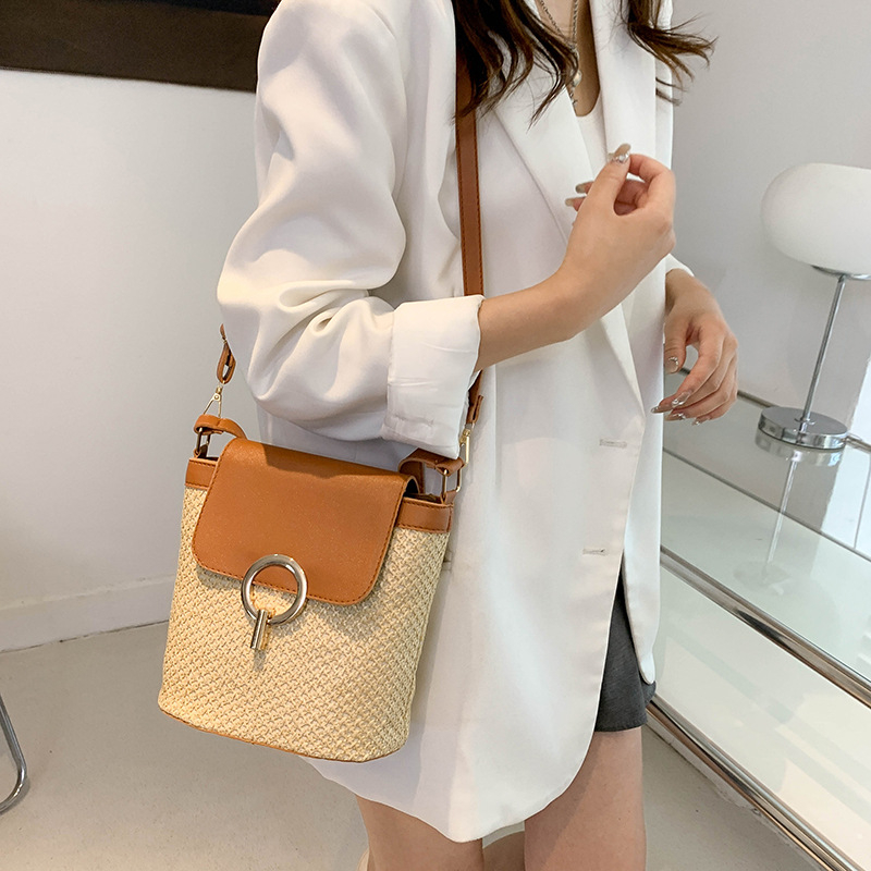 Ženska slamnata pletena torba, moderni model 2023., casual, minimalistička i svestrana, za rame i crossbody