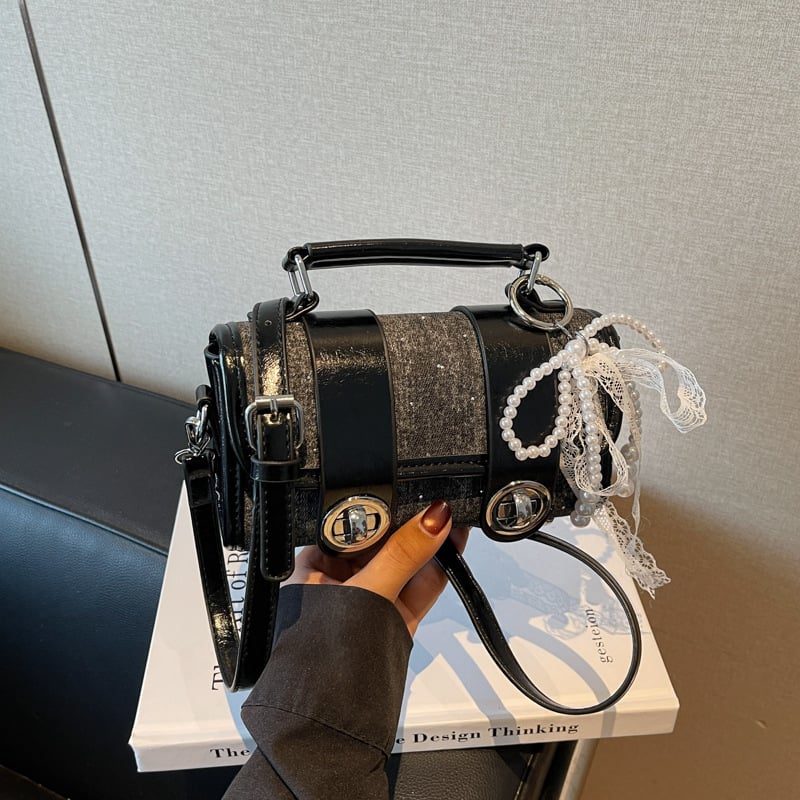 Ženska mini kvadratna PU torba s crossbody remenom, proljeće 2025, stil jastuka, podstava od najlona