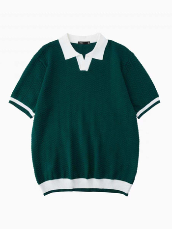 Férfi kötött polo felső nyárra, színblokkokkal és jacquard mintával, gallérral, rövid ujjú, hétköznapi viselet