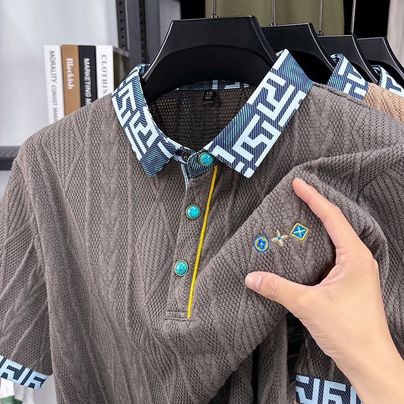 Muška pletene polo majica kratkih rukava, jacquard uzorak, polo ovratnik, slobodan kroj, prozračan ljetni komad