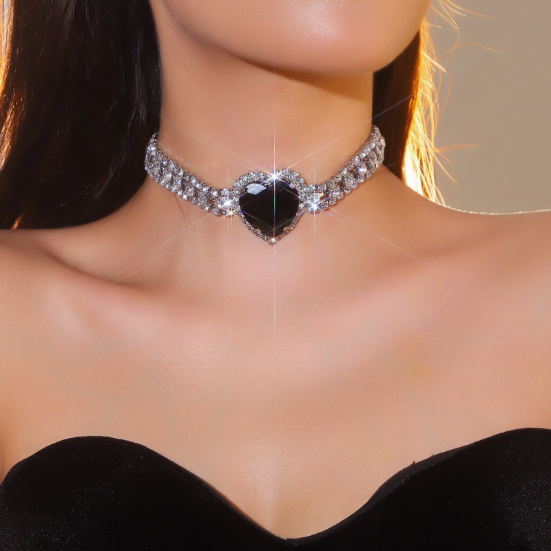 Colier choker cu inimă din cristale, stil retro luxos, inspirație europeană-americană