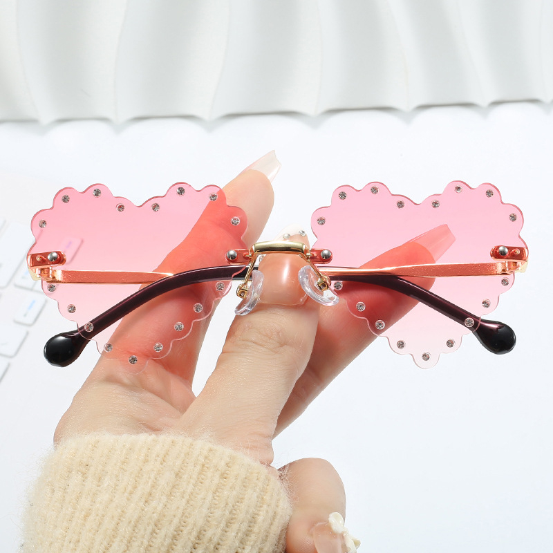Dječje frameless metalne sunčane naočale s dijamantnim srcem, unisex, UV400 zaštita, za putovanja