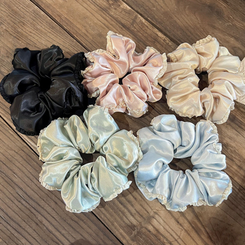 D22 svilenkasti scrunchie s cvijetom – gumica za kosu za rep, ženski dodatak