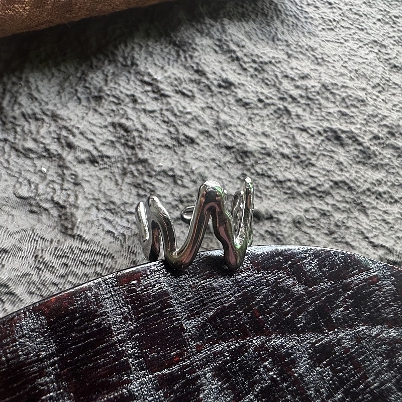 Retro prsten od nehrđajućeg čelika s otvorenim dizajnom i udarenom teksturom, široka verzija, unisex