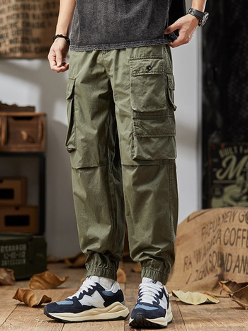 Japán stílusú férfi jogger nadrág több zsebbel, munkaruházati jellegű, laza szabású, 2025-ös modell