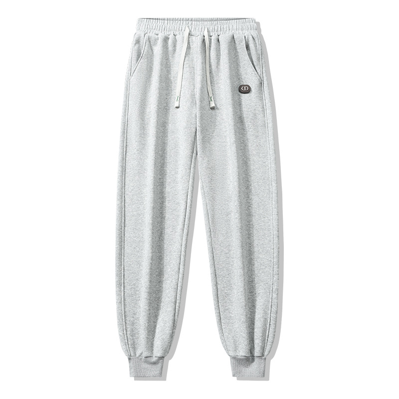 Fleece-béléses őszi-téli férfi sportnadrág, lazán szabott, elasztikus derékkal és kötővel, hosszú, modern jogger