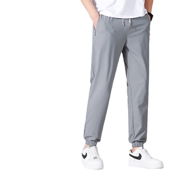 Férfi Ice Silk jogger nadrág – légáteresztő, gyorsan száradó sportnadrág, laza szabás, Nyár 2026, Plusz méret