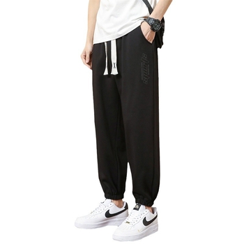 Muške cropped casual hlače, ravni kroj, lagane i prozračne, upijaju vlagu, bez glađenja, ljeto 2024