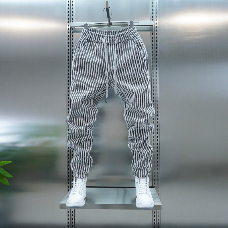 Muške sportske hlače s fleece materijalom za jesen-zimu, opuštenog kroja, vertikalne pruge, jogger stil, za svakodnevno nošenje