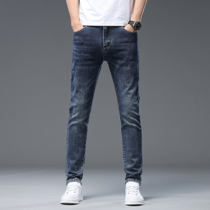 Muške traperice visokokvalitetnog ispranog denima, slim straight kroj, srednja talija, zatvarač, casual, s više džepova