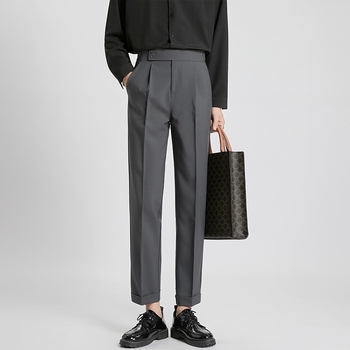 Őszi férfi dress pants drapált eséssel, könnyed luxus stílus, cropped slim fit