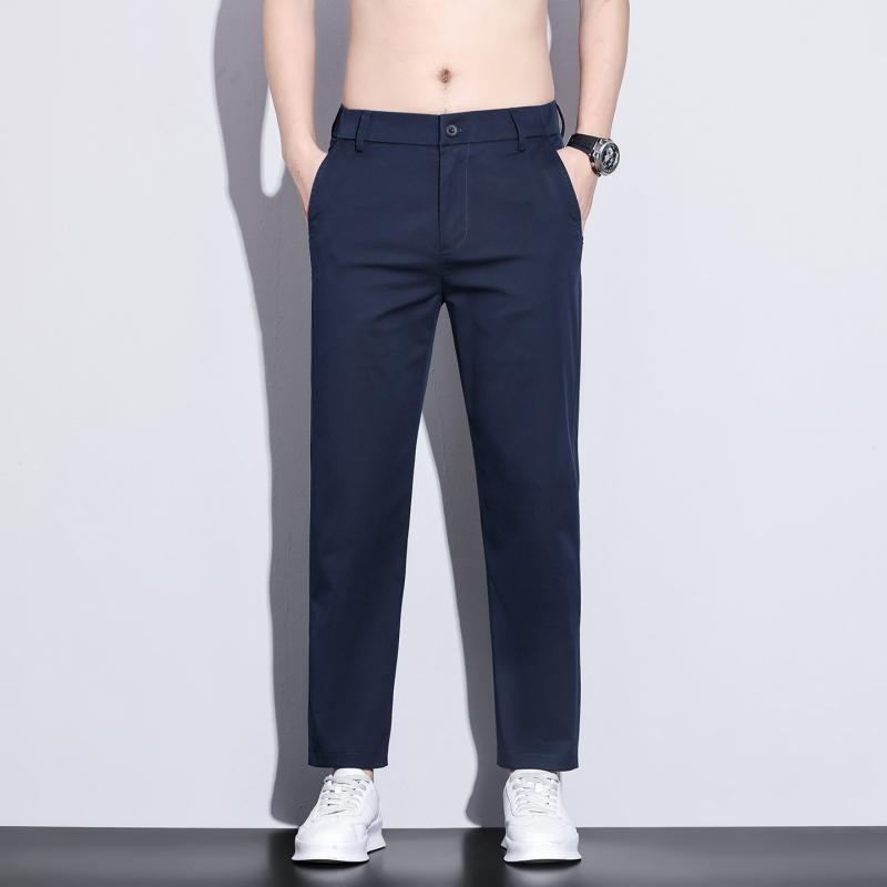 Férfi cropped nadrág, tavasz–nyár 2026, egyenes szabás, slim fazon, prémium drapéria, koreai stílusú casual