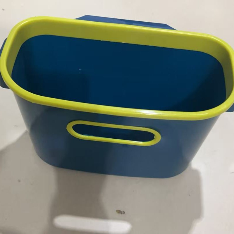 Zidni kantu za smeće za kuhinju i kupaonicu, mali kapacitet 7 l, montira se na vrata ormarića, plastična