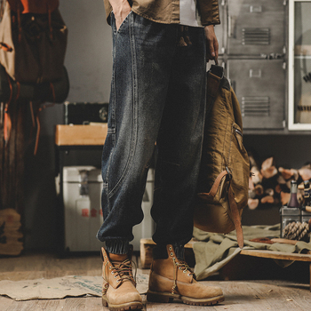 Férfi denim nadrág, mosott pamutból, lazán szabott, széles szárú, patchwork részletekkel, tavasz–ősz