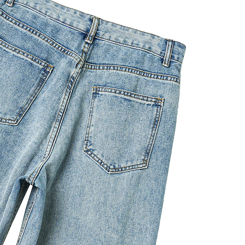 Amerikai stílusú férfi farmernadrág laza szabású, széles lábbal, denim, tavasz 2026