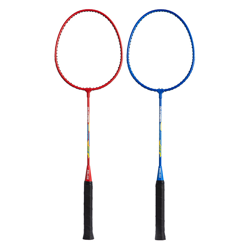 Set od dvije badminton palice visoke elastičnosti, čvrst aluminijski spoj, pogodan za odrasle i djecu.