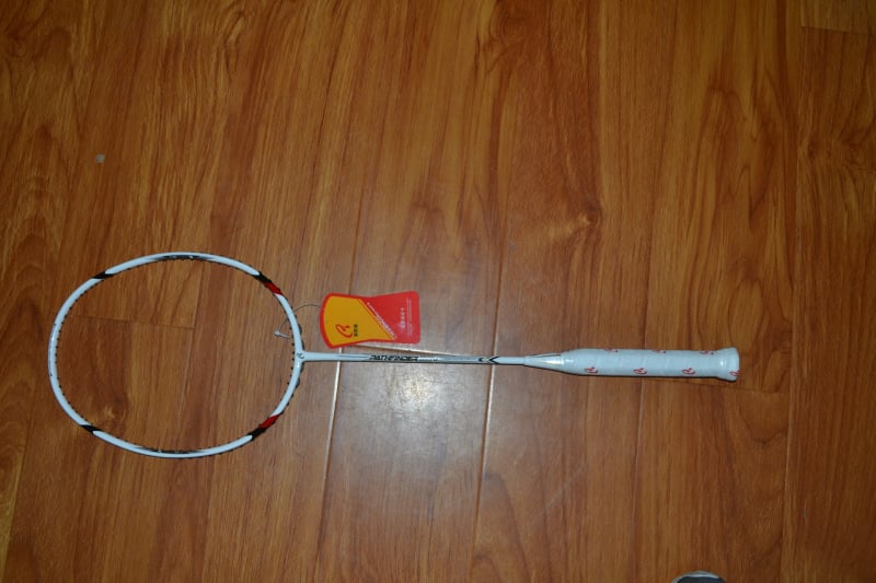 Chi Sheng Di ARC10 PG karbonska badminton raketa - bijela i crna