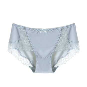 Ženske gaćice od ice silk, srednji pojas, čipkan rub, prozračnost, antibakterijske, velike veličine